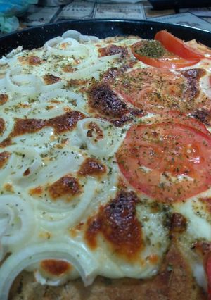 Una foto de Pizza de harina integral