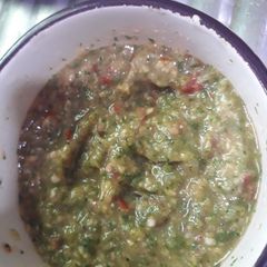 A picture of Keri ki khati meethi chutney.