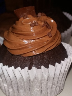 A picture of Simple Chocolate cupcakes.