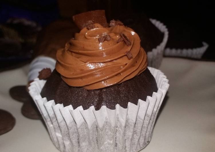 Simple Way to Make Homemade Simple Chocolate cupcakes