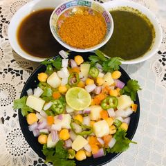 A picture of Chana chaat.
