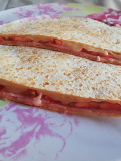 Una foto de Sándwich de tortitas de trigo