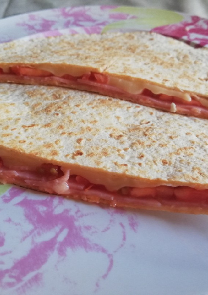 Una foto de Sándwich de tortitas de trigo