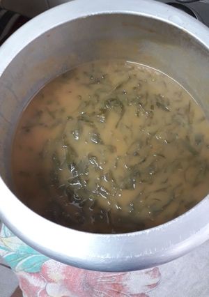 Foto de Sopinha cremosa de legumes com couve picada