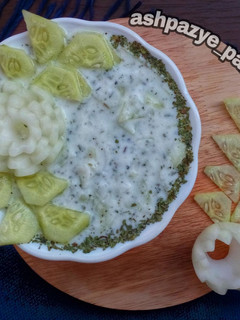 عکسی از دستور رایتا سالاد هندی 🌸(غذای نپختنی)
