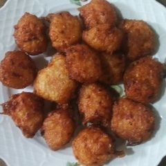 A picture of Òjòjò (fried water yam).