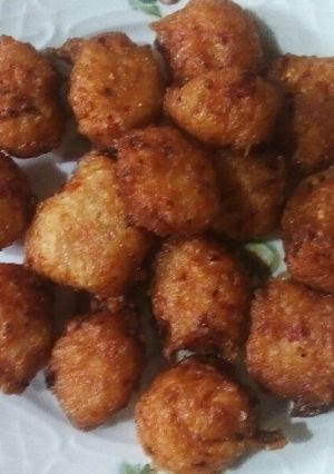 A picture of Òjòjò (fried water yam).