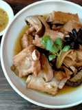 ซี่โครงหมูตุ๋นเห็ดหอม