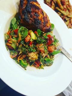 A picture of Lebanese Fattoush with Diet Chicken Thighs.