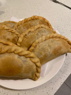 Una foto de Empanadas de pino frita