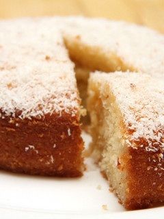Ragacsos kókusztorta recept fotója