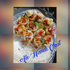 A picture of Aloo handi chat.
