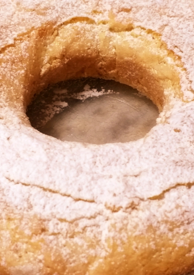 Una foto de Torta de naranja: fácil y económica (con aceite y sin lactosa!)