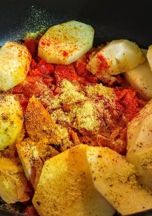 Una foto de GUISO De🥔Papas...!🥕