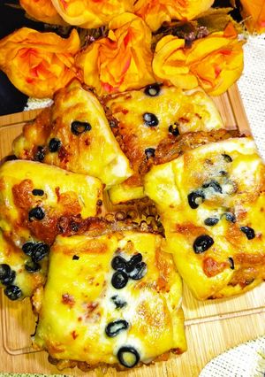 A picture of Pizza Pocket Or Pizza Parcel 🍕🍕.
