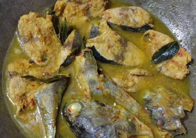 Ikan Tuna masak sunti (khas aceh rayeuk)