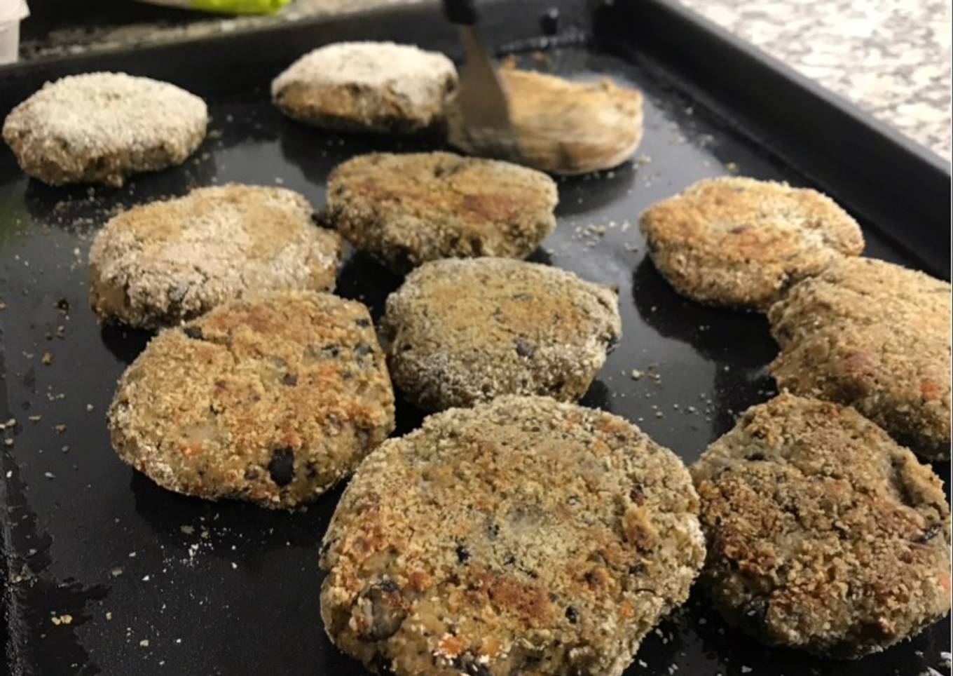 Hamburguesas de lentejas y porotos negros