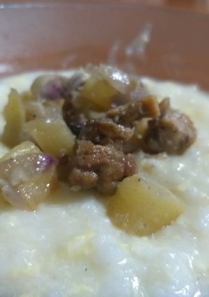 Foto resep Bubur telor topping sambal goreng kentang