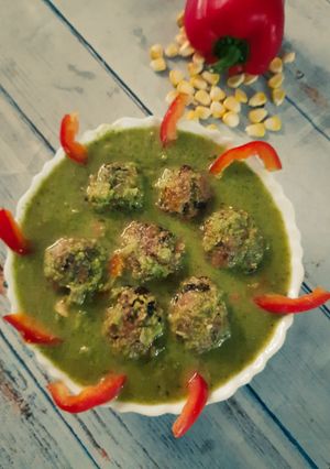 A picture of Thai style veg Manchurian.