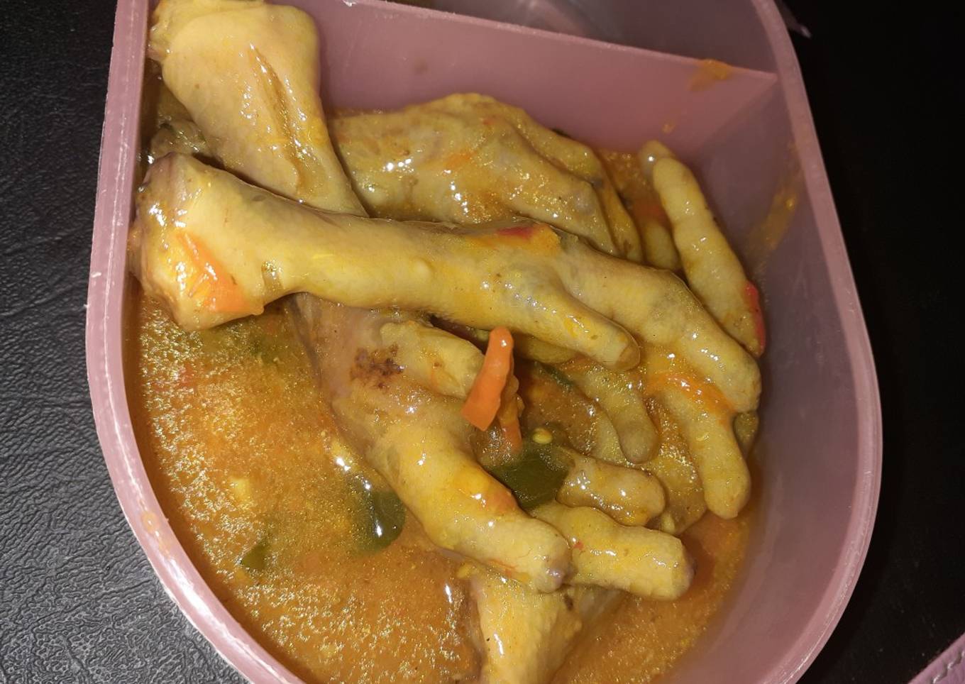 Ceker pedas kuah kuning
