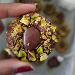 Healthy Chocolate Thumbprint Cookies with Pistachio A picture of Healthy Chocolate Thumbprint Cookies with Pistachio.