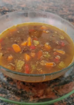 Una foto de Sopa de lentejas saludable