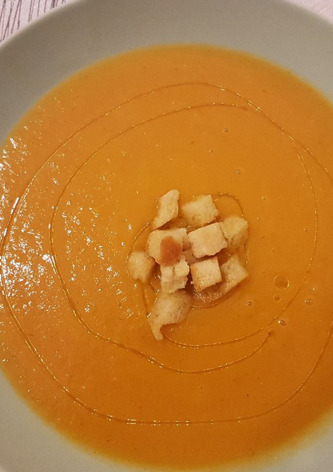 Una foto de Crema de calabaza