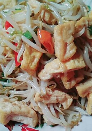 Foto resep Tumis taoge tahu putih