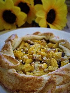 Una foto de Galette de mango y nutella casera