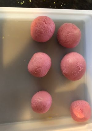 A picture of Rose Sandesh.