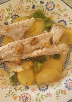 Una foto de Un pescado al horno llamado Chopa muy fácil de cocinar