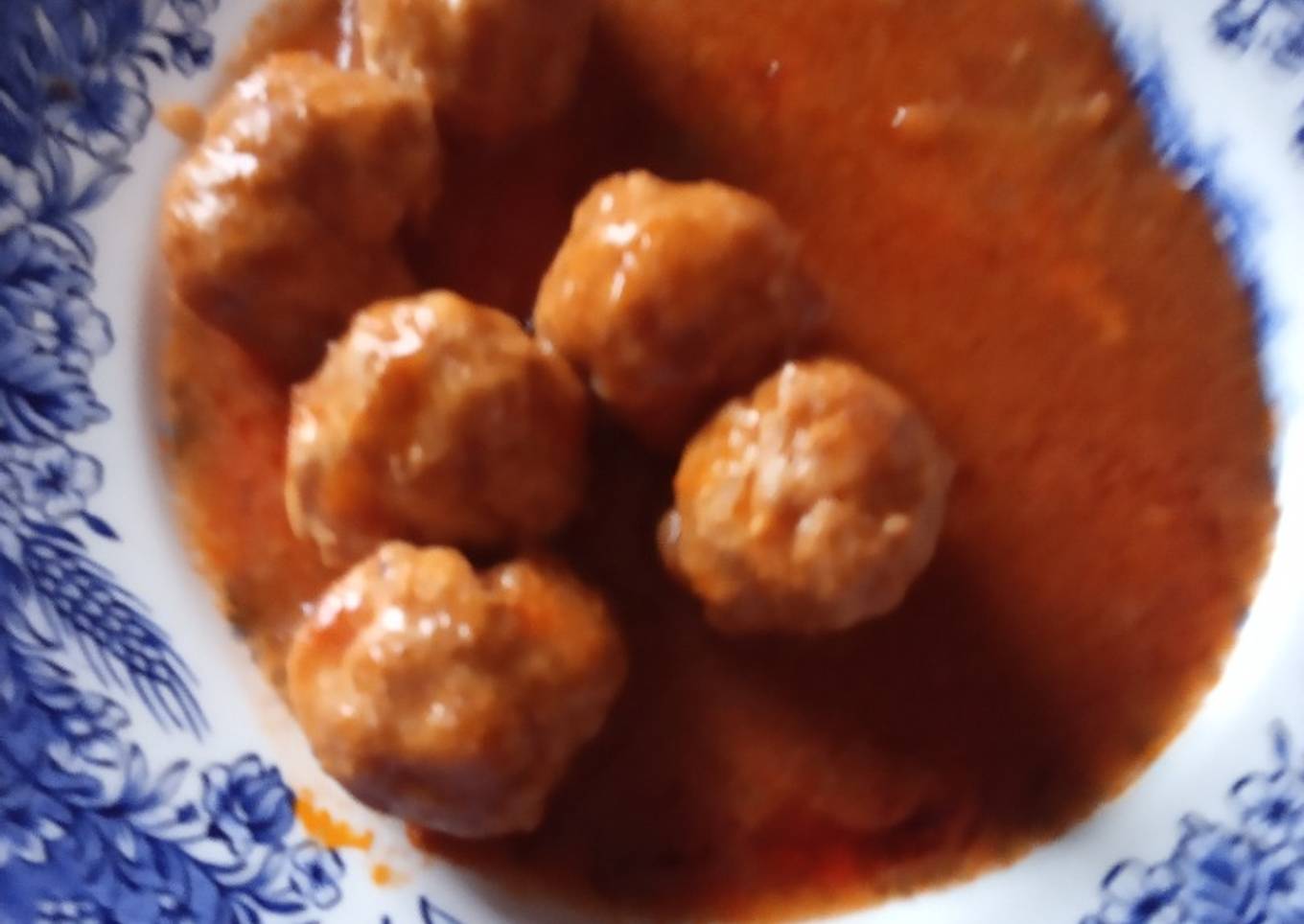 Albóndigas en salsa tomate