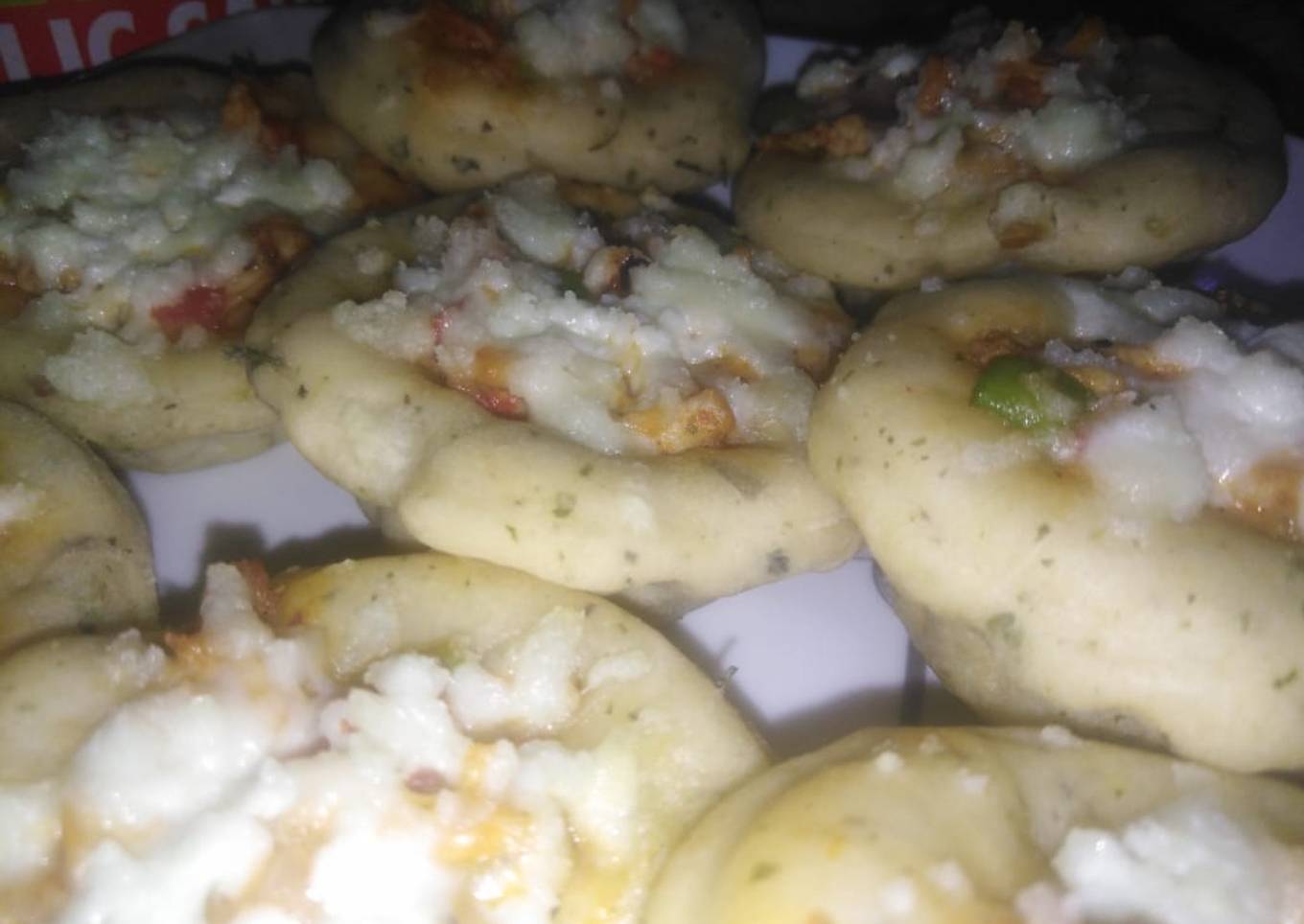 Pizza muffins