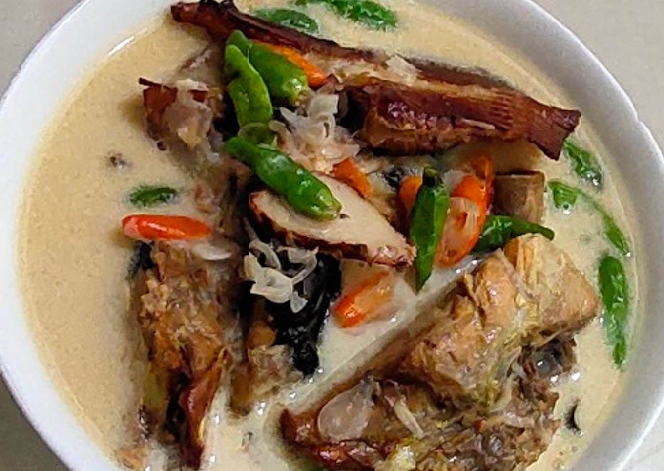 Ikan pe masak santan