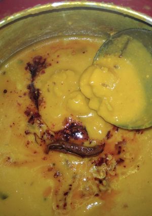 बेसन की पकोडी वाली कड़ी(besan ki pakodiwali kadhi recepie in hindi) रेसिपी मुख्य फोटो