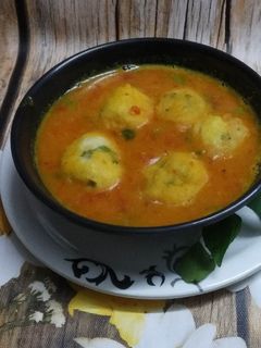 રસમ વડા (Rasam Vada Recipe In Gujarati) રેસીપી મુખ્ય ફોટો