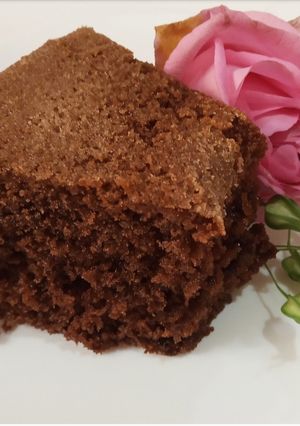 Una foto de Torta súper húmeda de yogurt y chocolate sin gluten y re fácil!