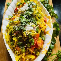 A picture of Karnataka Special Cabbage, Peas, and Carrots Pallya.