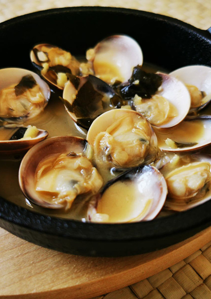 Una foto de Almejas con salsa miso