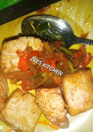 A picture of Tofu(Awara and sauce).