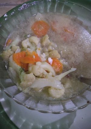Foto resep Sop dg putih telur