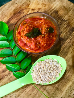 ટામેટા ની ચટણી (tameto Chutney recipe in Gujarati) રેસીપી મુખ્ય ફોટો