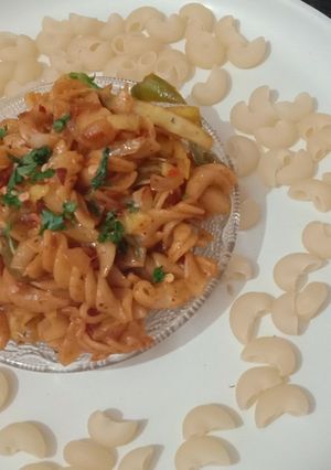 पास्ता मैकरोनी (Pasta macaroni recipe in Hindi) रेसिपी मुख्य फोटो