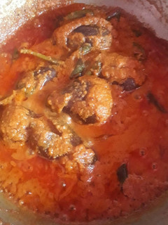 ஸ்டஃப்டு கத்திரிக்காய் (stuffed brinjal gravy) செய்முறை முக்கிய புகைப்படம்