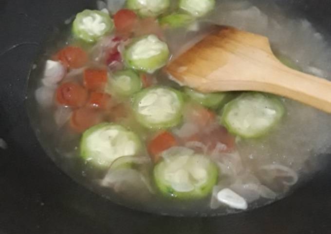 Cara Bikin Sop Oyong Soun Sosis Untuk Pemula