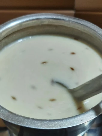 How To Make Rajgira kadhi which Delicious