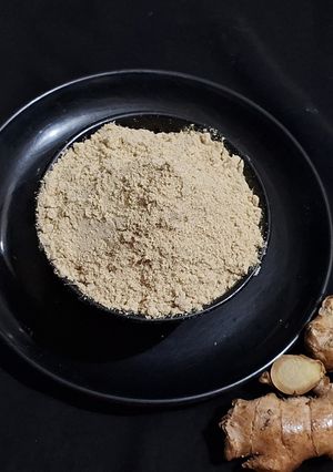 A picture of Homemade Dry Ginger powder (sonth powder).