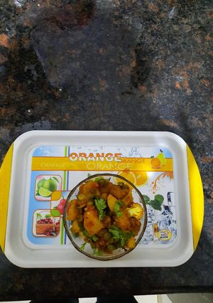 फ्राई आलू गोभी (fry aloo gobi recipe in Hindi) रेसिपी मुख्य फोटो