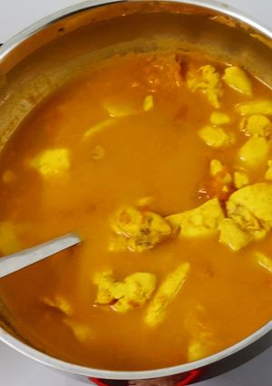 A picture of Curry Chicken.