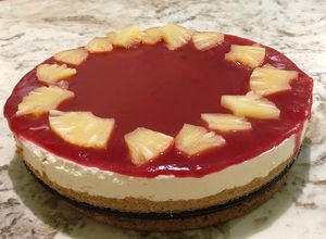 صورة لوصفة تشيز كيك مع الجبنة وفراولة 🍓😋